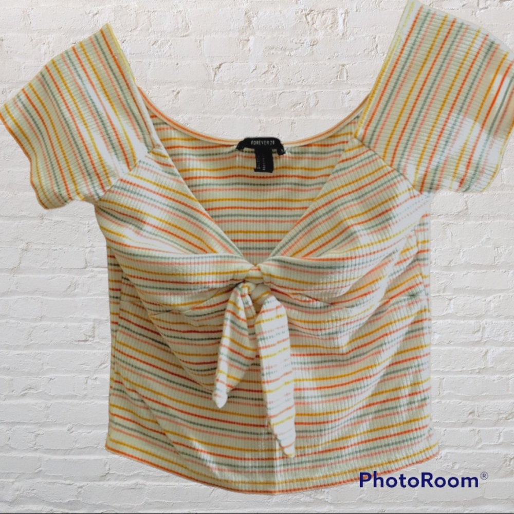 3 for $10 /// Forever 21 Crop Top